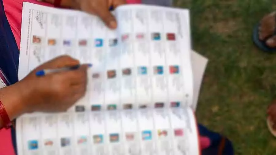 वोटर लिस्ट: गली-गली, घर-घर मैपिंग – DKSH की मांग वोटर लिस्ट: गली-गली, घर-घर मैपिंग – DKSH की मांग
