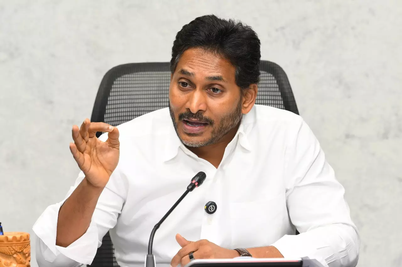 Jagan का दावा, नायडू कार्यकाल में लड्डू घी आपूर्ति में अनियमितता Jagan का दावा, नायडू कार्यकाल में लड्डू घी आपूर्ति में अनियमितता