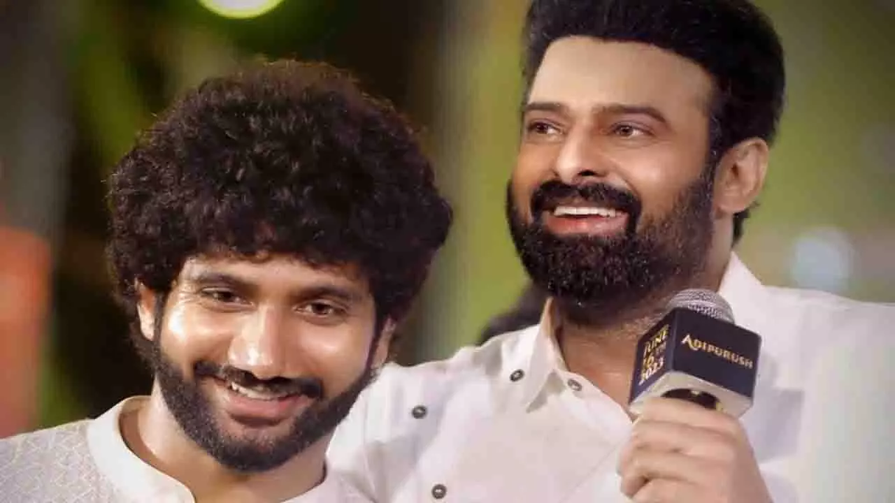 Prabhas, मैथरी मूवी मेकर्स के सपोर्ट से बनी फिल्म बाका में बकासुर का रोल करने वाले Prabhas, मैथरी मूवी मेकर्स के सपोर्ट से बनी फिल्म बाका में बकासुर का रोल करने वाले