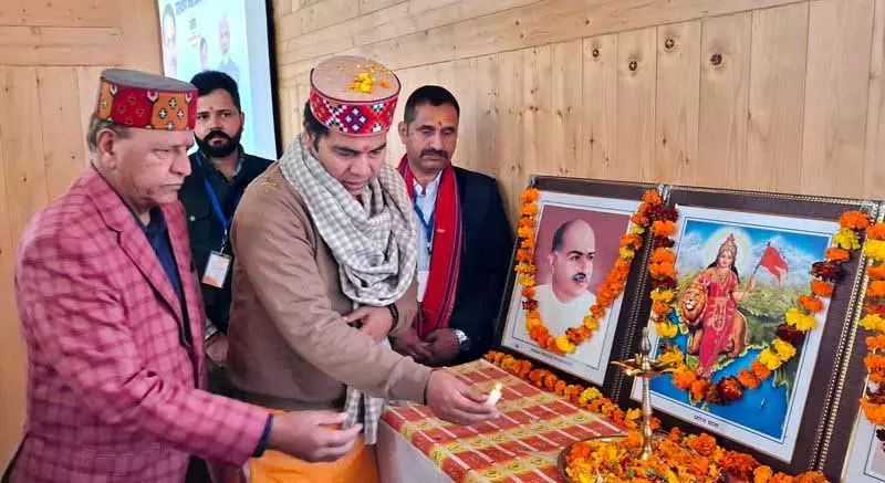 BJP ने शिमला निर्वाचन क्षेत्र के लिए नाहन में महा-प्रशिक्षण कार्यशाला शुरू की BJP ने शिमला निर्वाचन क्षेत्र के लिए नाहन में महा-प्रशिक्षण कार्यशाला शुरू की