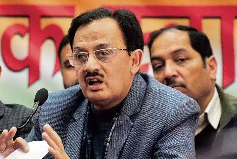 हिमाचल में RDG विवाद, कांग्रेस का पलटवार, कहा- BJP का दोहरा रवैया सामने आया हिमाचल में RDG विवाद, कांग्रेस का पलटवार, कहा- BJP का दोहरा रवैया सामने आया