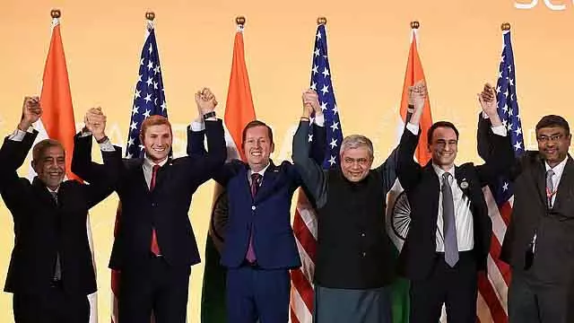 भारत US की पैक्स सिलिका मीटिंग में शामिल हुआ: चीन की इकॉनमी को भारी झटका भारत US की पैक्स सिलिका मीटिंग में शामिल हुआ: चीन की इकॉनमी को भारी झटका