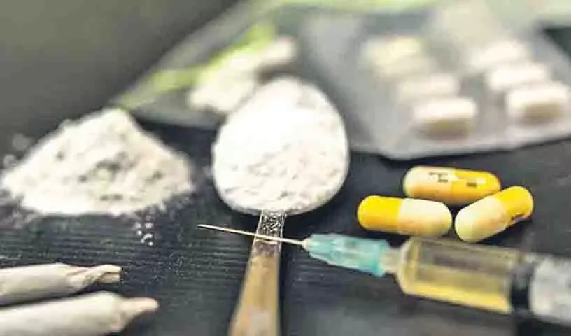 अमीनपुर पुलिस स्टेशन की सीमा में बड़ी मात्रा में drug ज़ब्त अमीनपुर पुलिस स्टेशन की सीमा में बड़ी मात्रा में drug ज़ब्त