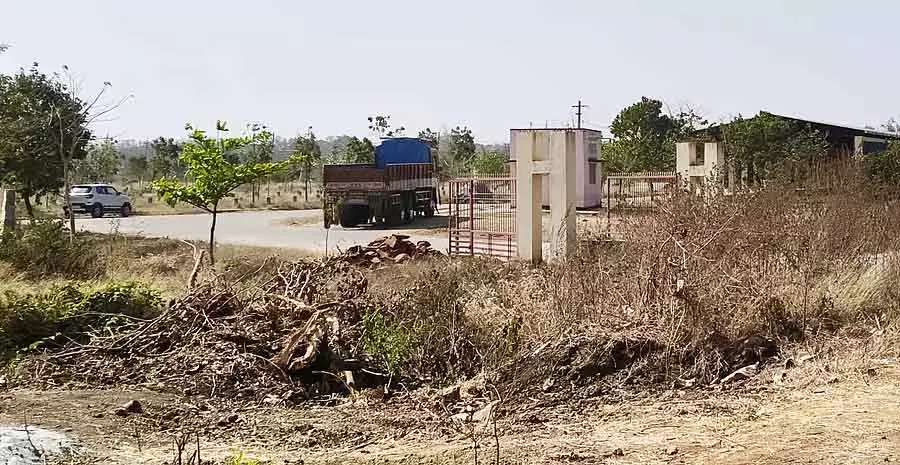 Karnataka : जनप्रतिनिधियों की लापरवाही, मवेशी बाजार बर्बाद Karnataka : जनप्रतिनिधियों की लापरवाही, मवेशी बाजार बर्बाद