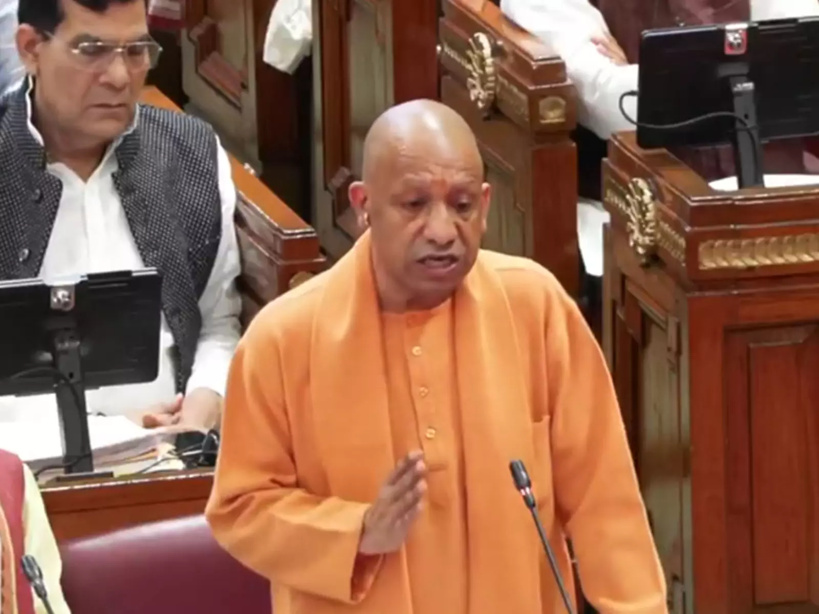 योगी आदित्यनाथ ने AI शिखर सम्मेलन में कांग्रेस विरोध की निंदा की योगी आदित्यनाथ ने AI शिखर सम्मेलन में कांग्रेस विरोध की निंदा की
