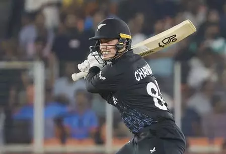 T20 World Cup: पाकिस्तान के खिलाफ खेलने के लिए उत्साहित सेंटनर, चैपमेन ने दी कप्तान की हेल्थ अपडेट T20 World Cup: पाकिस्तान के खिलाफ खेलने के लिए उत्साहित सेंटनर, चैपमेन ने दी कप्तान की हेल्थ अपडेट