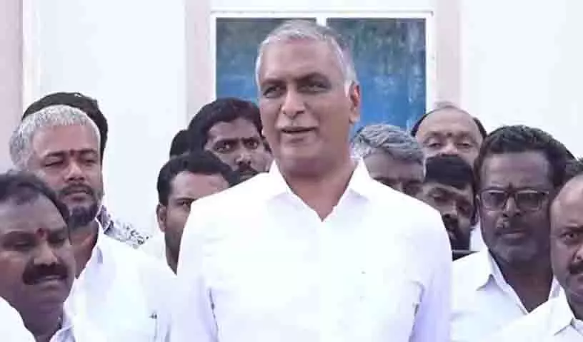 MLA हरीश राव ने रायथु बंधु में देरी को लेकर सीएम से सवाल किया MLA हरीश राव ने रायथु बंधु में देरी को लेकर सीएम से सवाल किया