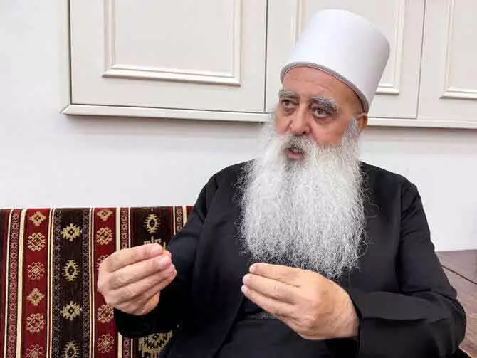 Syria में ड्रूज़ खतरे में, इज़राइल में लीडर ने बताया हालात Syria में ड्रूज़ खतरे में, इज़राइल में लीडर ने बताया हालात