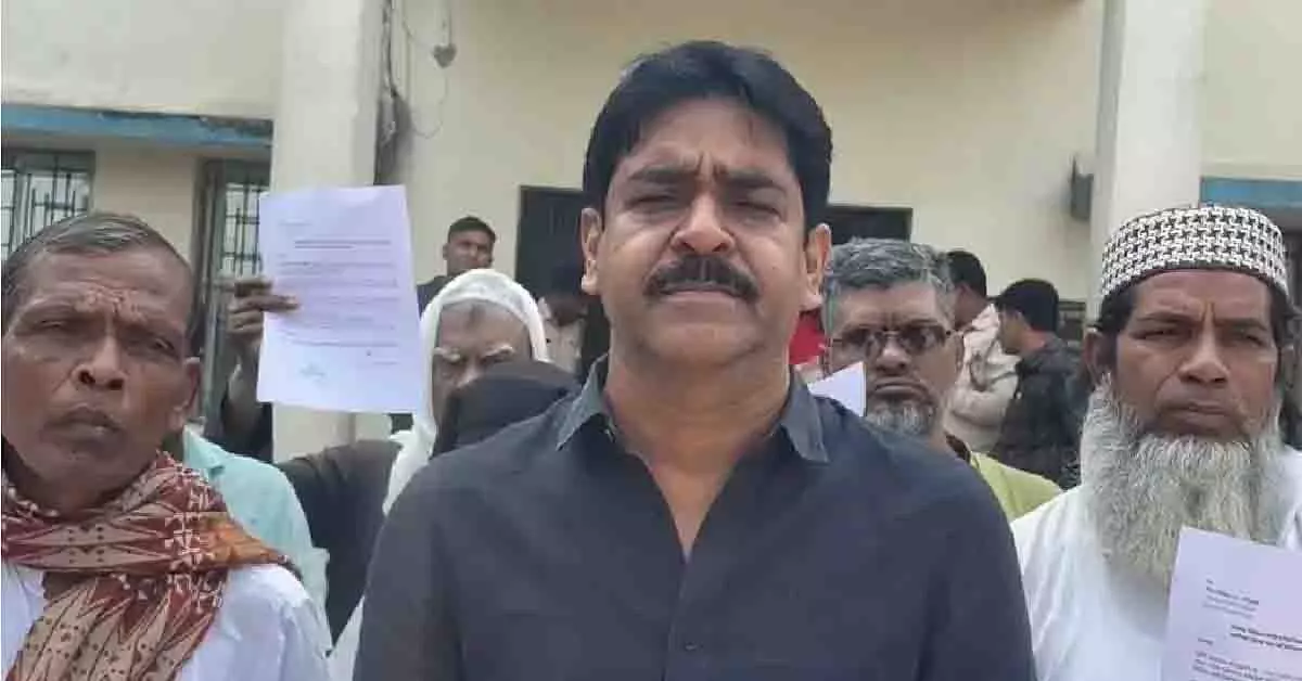 शौकत, Gyanesh Kumar के खिलाफ वोटरों को लेकर शिकायत दर्ज शौकत, Gyanesh Kumar के खिलाफ वोटरों को लेकर शिकायत दर्ज
