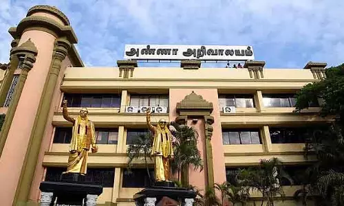 DMK ने गठबंधन पार्टियों के साथ सीट-शेयरिंग पर बातचीत के लिए कमेटी बनाई DMK ने गठबंधन पार्टियों के साथ सीट-शेयरिंग पर बातचीत के लिए कमेटी बनाई