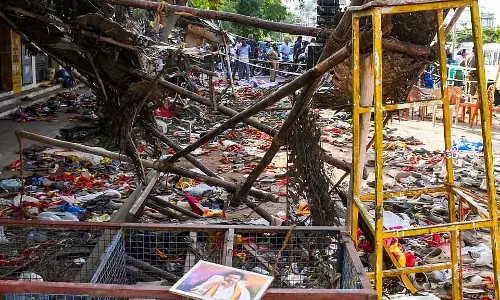 Tamil Nadu : करूर भगदड़ वाली जगह पर पुलिस को रोकने की CBI जांच Tamil Nadu : करूर भगदड़ वाली जगह पर पुलिस को रोकने की CBI जांच