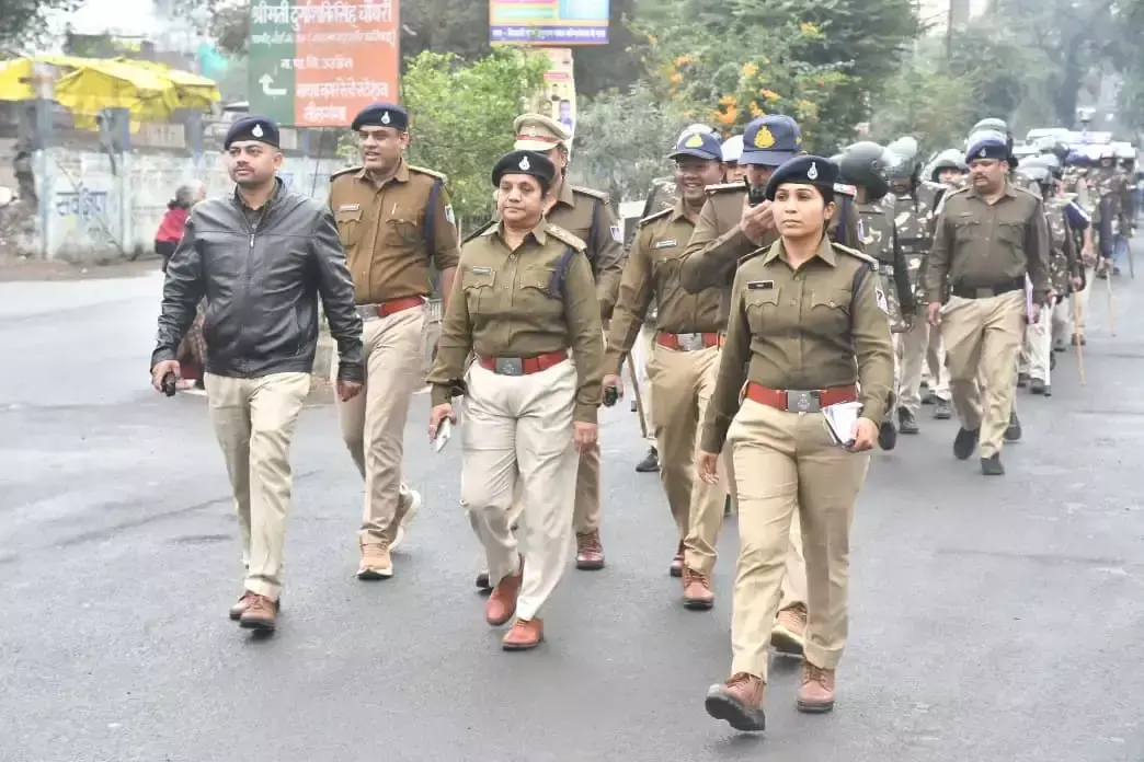 Ujjain: घण्टाघर और तोपखाना में बढ़ाई गई पुलिस मौजूदगी