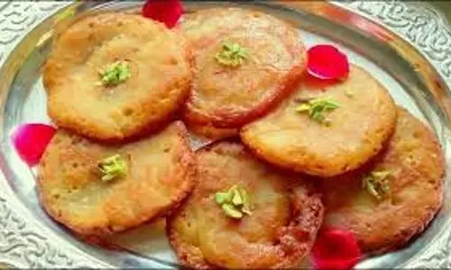 Holi Special Gud Malpua: होली पर इस रेसिपी से बनाए सुपर टेस्टी गुड़ मालपुआ Holi Special Gud Malpua: होली पर इस रेसिपी से बनाए सुपर टेस्टी गुड़ मालपुआ