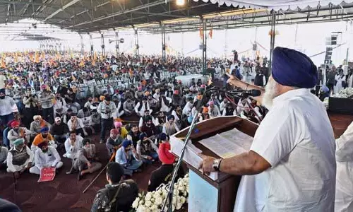 Sukhbir ने कहा, सत्ता में लौटने पर आटा-दाल स्कीम को फिर से शुरू करेंगे Sukhbir ने कहा, सत्ता में लौटने पर आटा-दाल स्कीम को फिर से शुरू करेंगे