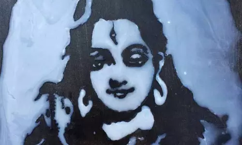 Jalandhar: कलाकार ने अनोखी चीज़ों से बनी रचनाओं के ज़रिए आस्था, जागरूकता और श्रद्धांजलि का मिश्रण किया Jalandhar: कलाकार ने अनोखी चीज़ों से बनी रचनाओं के ज़रिए आस्था, जागरूकता और श्रद्धांजलि का मिश्रण किया