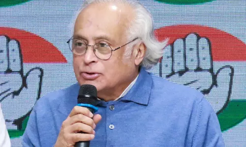 US सुप्रीम कोर्ट के फैसले के बाद ट्रंप की टैरिफ रणनीति पर सियासत तेज US सुप्रीम कोर्ट के फैसले के बाद ट्रंप की टैरिफ रणनीति पर सियासत तेज