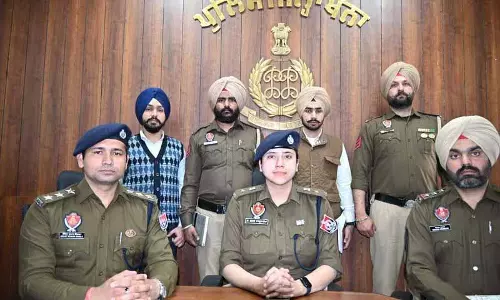 देशभर में 78 करोड़ रुपये की Cyber Fraud के 200 मामलों का सामना कर रहे 9 संदिग्धों को पकड़ा गया देशभर में 78 करोड़ रुपये की Cyber Fraud के 200 मामलों का सामना कर रहे 9 संदिग्धों को पकड़ा गया