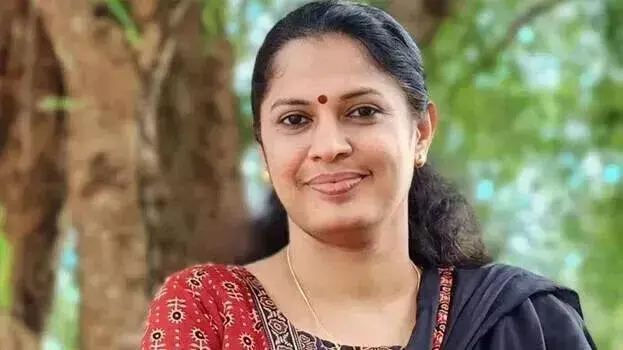 P P Divya के खिलाफ कोई विजिलेंस जांच नहीं; सरकार ने कोर्ट में अपना रुख साफ किया