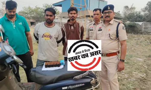 फरार वारंटी बेच रहा था नशीली टेबलेट, पुलिस ने 3 को किया गिरफ्तार फरार वारंटी बेच रहा था नशीली टेबलेट, पुलिस ने 3 को किया गिरफ्तार