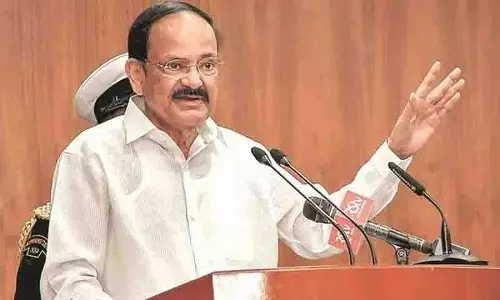 पूर्व उपराष्ट्रपति वेंकैया नायडू ने AI की तरक्की पर चिंता जताई