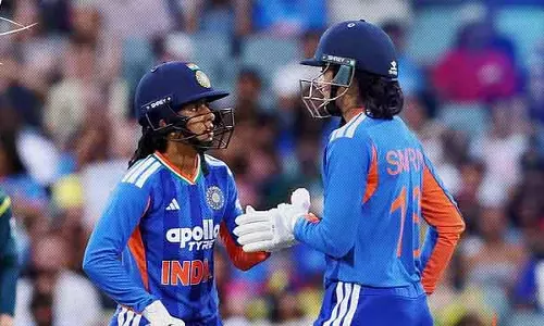 Australia महिलाओं ने सीरीज जीतने के लिए 177 रन का लक्ष्य रखा Australia महिलाओं ने सीरीज जीतने के लिए 177 रन का लक्ष्य रखा
