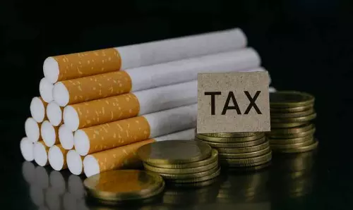 GST बढ़ने के बाद सिगरेट की जमाखोरी और कालाबाजारी पर लगाम नहीं GST बढ़ने के बाद सिगरेट की जमाखोरी और कालाबाजारी पर लगाम नहीं