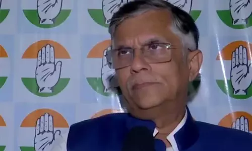Trump टैरिफ रद्द होने पर कांग्रेस ने भारत-अमेरिका समझौते पर जल्दबाजी का आरोप लगाया Trump टैरिफ रद्द होने पर कांग्रेस ने भारत-अमेरिका समझौते पर जल्दबाजी का आरोप लगाया