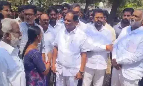 कोप्पुला ईश्वर ने बाल्का सुमन और BRS नेताओं पर लगे गैर-कानूनी केस हटाने की मांग की