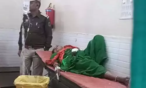 पति ने पत्नी, मां और बहन पर किया हमला, पत्नी की मौत, आरोपी गिरफ्तार पति ने पत्नी, मां और बहन पर किया हमला, पत्नी की मौत, आरोपी गिरफ्तार