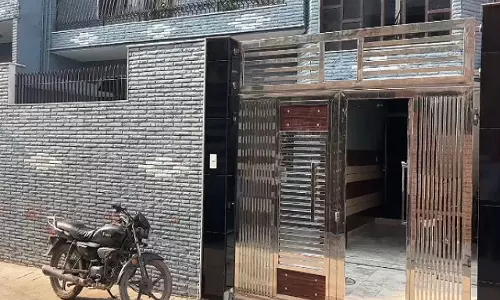Bahadurgarh: दिल्ली पुलिस जवान के घर 50 लाख की चोरी