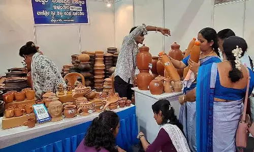 स्वयं सहायता समूहों को रिवॉल्विंग फंड सहायता: Dr. Sharan Prakash Patil स्वयं सहायता समूहों को रिवॉल्विंग फंड सहायता: Dr. Sharan Prakash Patil