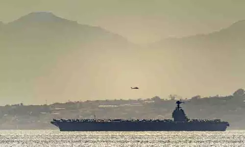 ट्रंप-ईरान तनाव के बीच जिब्राल्टर के पास US एयरक्राफ्ट कैरियर देखा गया