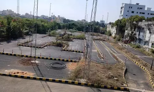 Automated ड्राइविंग टेस्ट से लाइसेंस बनना हुआ मुश्किल और पारदर्शी Automated ड्राइविंग टेस्ट से लाइसेंस बनना हुआ मुश्किल और पारदर्शी