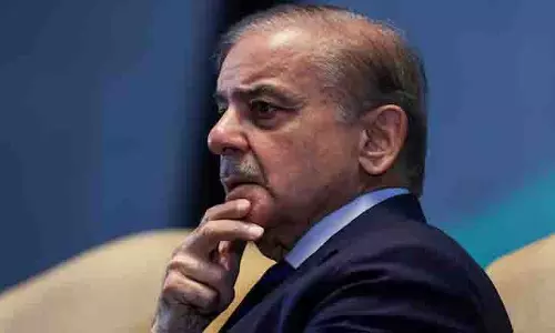Pakistan में गरीबी दर 29% पर पहुंची, 70 मिलियन लोग बहुत ज़्यादा गरीबी में: सर्वे Pakistan में गरीबी दर 29% पर पहुंची, 70 मिलियन लोग बहुत ज़्यादा गरीबी में: सर्वे
