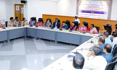 Telangana बाल अधिकार अध्यक्ष ने सुरक्षा के लिए विभागीय समन्वय का आग्रह किया Telangana बाल अधिकार अध्यक्ष ने सुरक्षा के लिए विभागीय समन्वय का आग्रह किया