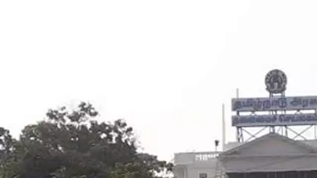 आखिरी दिन की मीटिंग: AIADMK ने बायकॉट किया आखिरी दिन की मीटिंग: AIADMK ने बायकॉट किया
