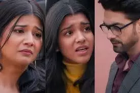 YRKKH: अभीरा-अरमान की दूरी बढ़ी, इस नाम से मुक्ति को आया पैनिक अटैक YRKKH: अभीरा-अरमान की दूरी बढ़ी, इस नाम से मुक्ति को आया पैनिक अटैक