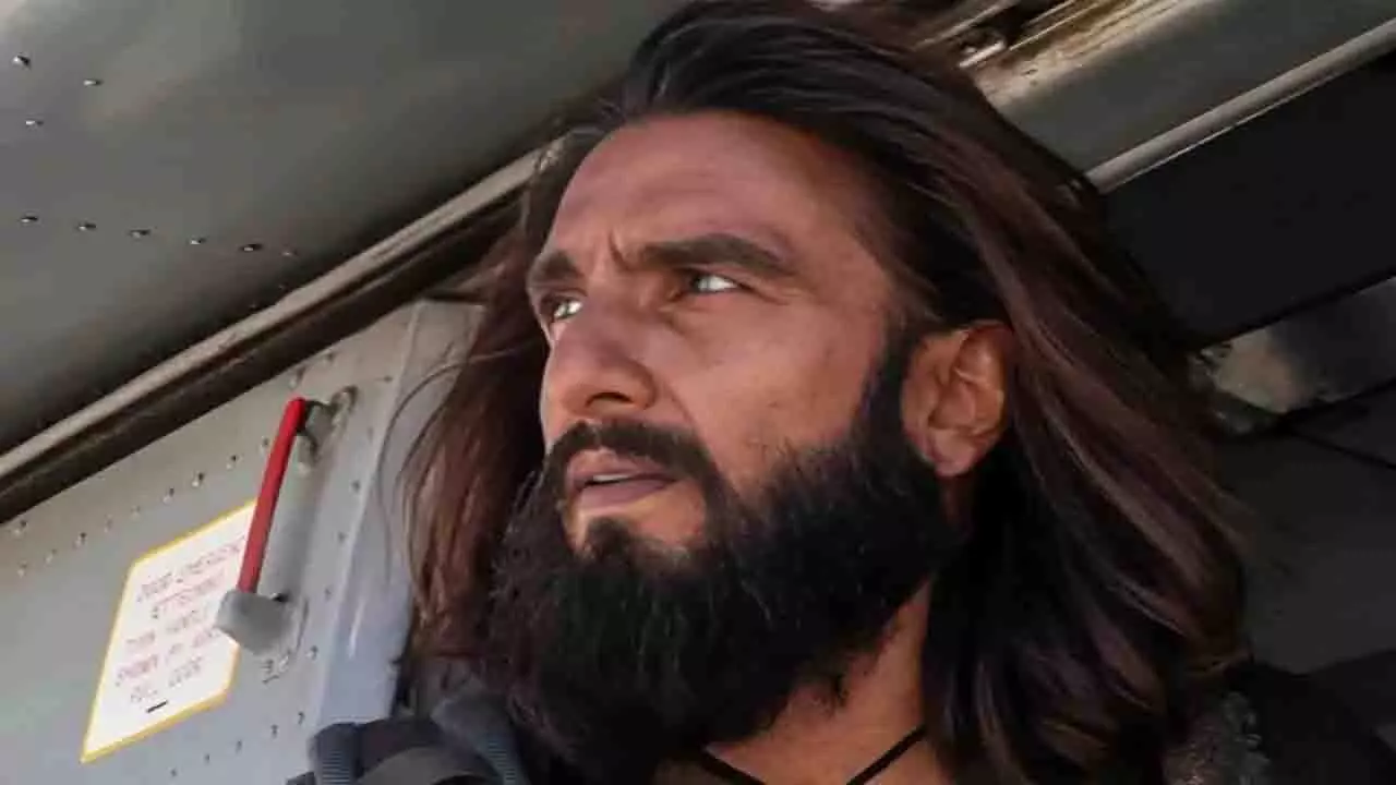 Dhurandhar 2 का ट्रेलर मार्च में आएगा, जिसमें रणवीर सिंह ल्यारी के राजा के रूप में दिखेंगे Dhurandhar 2 का ट्रेलर मार्च में आएगा, जिसमें रणवीर सिंह ल्यारी के राजा के रूप में दिखेंगे