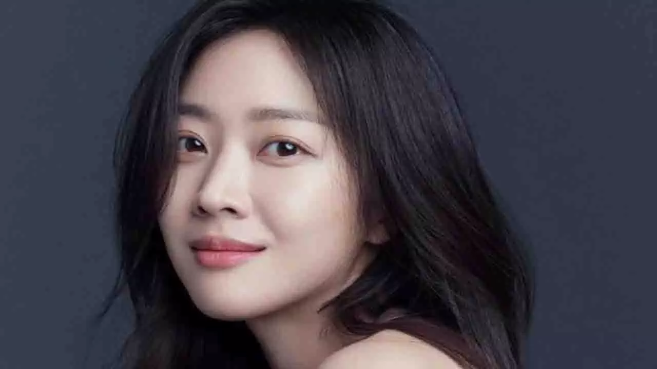 Jo Bo Ah और उनके पति ने शादी के 2 साल बाद बेटे के जन्म का जश्न मनाया Jo Bo Ah और उनके पति ने शादी के 2 साल बाद बेटे के जन्म का जश्न मनाया