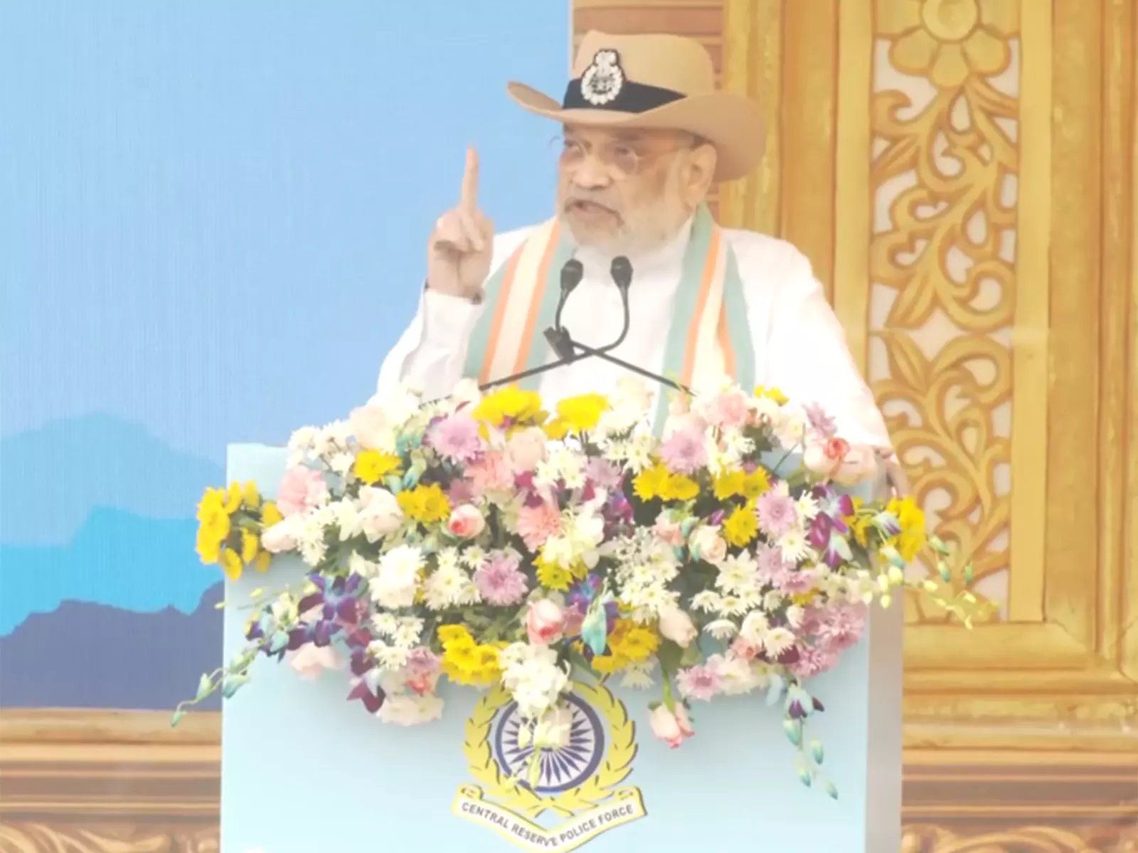 अमित शाह ने असम में CRPF की परेड को गर्व का विषय बताया अमित शाह ने असम में CRPF की परेड को गर्व का विषय बताया