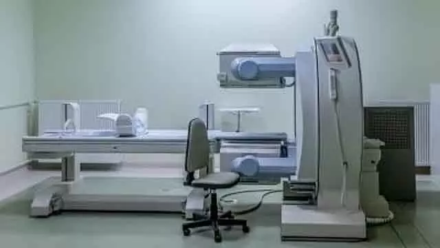 सरकार का करोड़ों का पैसा बकाया: सरकारी अस्पतालों में CT-MRI बंद सरकार का करोड़ों का पैसा बकाया: सरकारी अस्पतालों में CT-MRI बंद