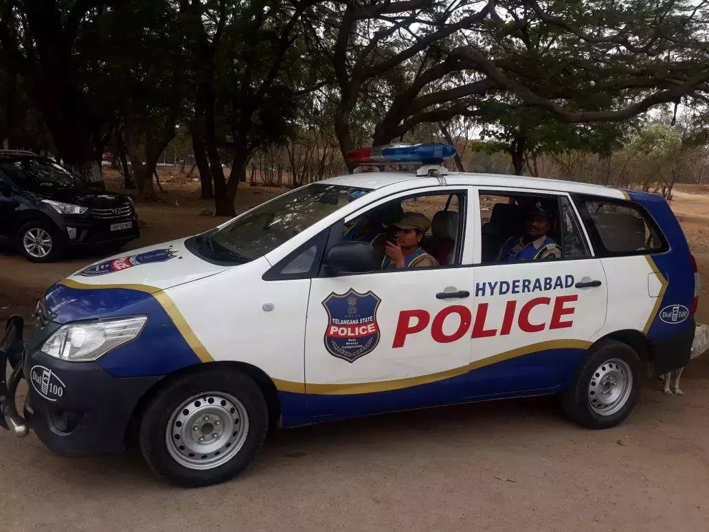 Hyderabad पुलिस ने साइबर क्राइम से लड़ने के लिए आउटरीच पहल शुरू की Hyderabad पुलिस ने साइबर क्राइम से लड़ने के लिए आउटरीच पहल शुरू की
