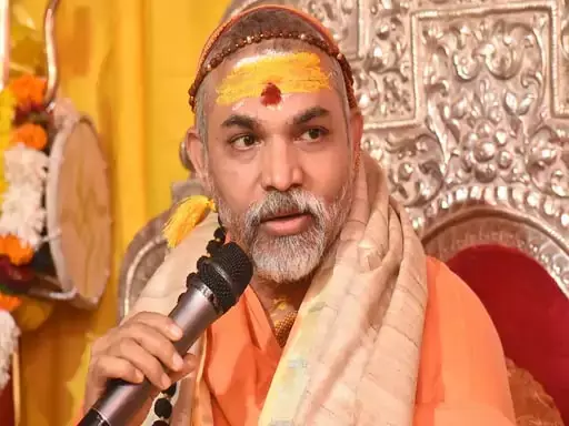 शंकराचार्य स्वामी अविमुक्तेश्वरानंद के खिलाफ FIR दर्ज करने का आदेश, जानें पूरा मामला शंकराचार्य स्वामी अविमुक्तेश्वरानंद के खिलाफ FIR दर्ज करने का आदेश, जानें पूरा मामला
