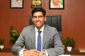Tirupati में “ज़ीरो लिटर गवर्नेंस” थीम के तहत कचरा प्रबंधन अभियान Tirupati में “ज़ीरो लिटर गवर्नेंस” थीम के तहत कचरा प्रबंधन अभियान
