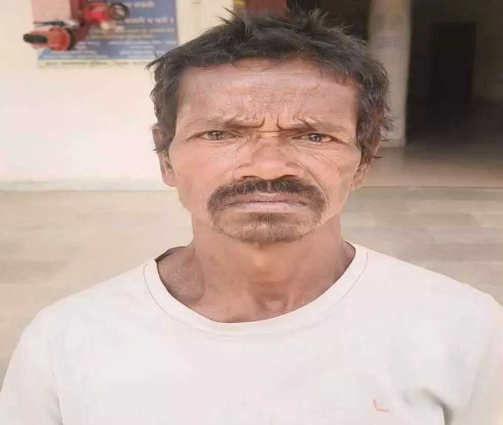 पिता ने गुस्से में बेटी की टांगी से हत्या की, आरोपी गिरफ्तार पिता ने गुस्से में बेटी की टांगी से हत्या की, आरोपी गिरफ्तार