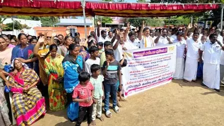 मछुआरों की हड़ताल, 22 की गिरफ्तारी के बाद केंद्र से हस्तक्षेप की मांग मछुआरों की हड़ताल, 22 की गिरफ्तारी के बाद केंद्र से हस्तक्षेप की मांग