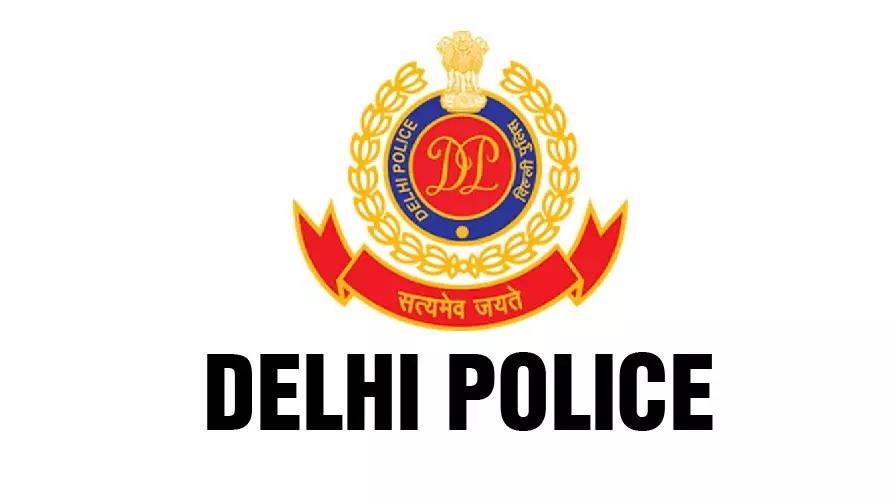 New Delhi: एंटी नारकोटिक्स स्क्वायड ने नशा तस्करी का भंडाफोड़ किया, तीन दबोचे गए New Delhi: एंटी नारकोटिक्स स्क्वायड ने नशा तस्करी का भंडाफोड़ किया, तीन दबोचे गए
