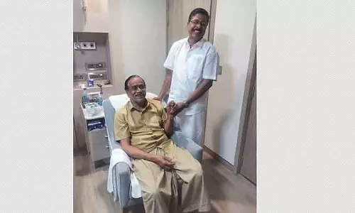 Tamil Nadu : एच. राजा तीन हफ़्ते के इलाज के बाद घर लौटे Tamil Nadu : एच. राजा तीन हफ़्ते के इलाज के बाद घर लौटे