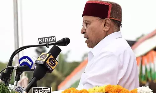Governor ने कर्नाटक बजट में उच्च शिक्षा के लिए बजटीय सहायता बढ़ाने का आग्रह किया Governor ने कर्नाटक बजट में उच्च शिक्षा के लिए बजटीय सहायता बढ़ाने का आग्रह किया