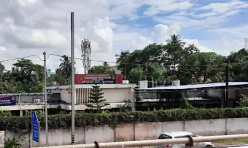 भुवनेश्वर में क्वार्टर के अंदर महिला से रेप करने के आरोप में IRS ऑफिसर पर केस दर्ज भुवनेश्वर में क्वार्टर के अंदर महिला से रेप करने के आरोप में IRS ऑफिसर पर केस दर्ज